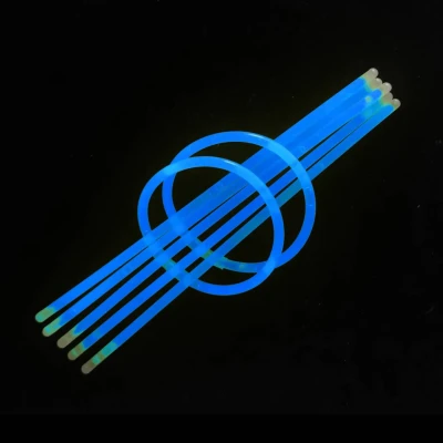 Afbeelding van Fjesta Glowsticks Glow In The Dark Sticks Met Connectors Neon Party Breekstaafjes Verjaardag Versiering 100 Stuks Blauw