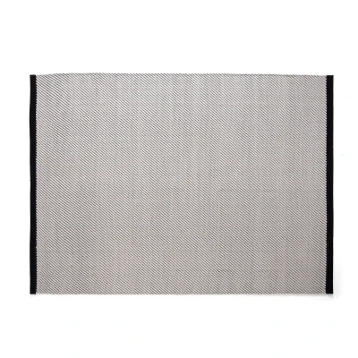 Afbeelding van HAY Bias vloerkleed 140x200 cm Black tint