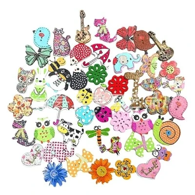 Afbeelding van 50 stuks dieren knoppen, houten gemengde kleur cartoon knoppen ambachten met 2 gaten kinderknoppen voor naaien DIY scrapbooking schilderen decoraties handgemaakt ornament