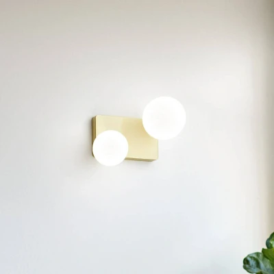 Afbeelding van Ideallux Ideal Lux Penta plafondlamp, 2 lamps, goudkleurig, opaalglas