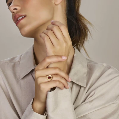 Afbeelding van Quickjewels 4031869 14k geelgoud Granaat Ring 16.50