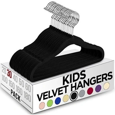Afbeelding van Utopia Home Kids kleerhangers Velvet (30 stuks) 31 inch duurzame babykleerhangers voor kast perfecte peuters, verpleegkundigen, antislip, dagelijks gebruik (zwart)