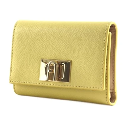 Afbeelding van FURLA Leren Portemonnee 1927 Compact Wallet Freesia Lichtgeel