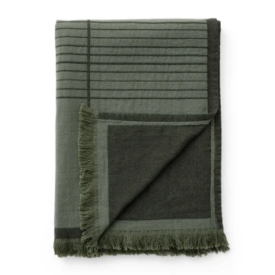 Afbeelding van &amp;Tradition Untitled AP10 plaid 150x210 cm Dark green