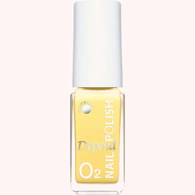 Afbeelding van Depend Cosmetic O2 Nail Polish Nagellak Geel kleurnr. 794 5ml