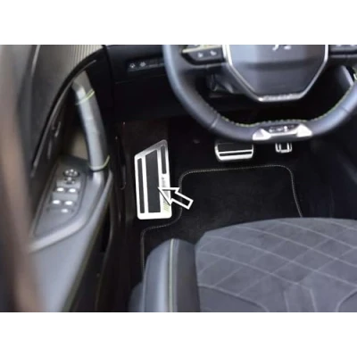 Afbeelding van autoCOVR Voetsteun van staal voor Peugeot.2008 II / 208 1 stuk 2008 2019+ accessoires voetensteun sport roestvrij geborsteld interieurdecoratie tuning