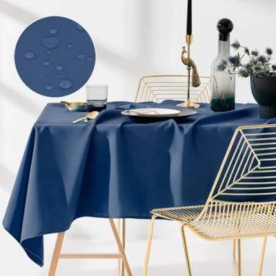 Afbeelding van ROOM99 Aura Tafelkleed 140 x 220 cm, tafelzeil, vlekbescherming, afwasbaar, waterafstotend, vuilafstotend, polyester, rechthoekig, banketdecoratie, het hele jaar door, donkerblauw