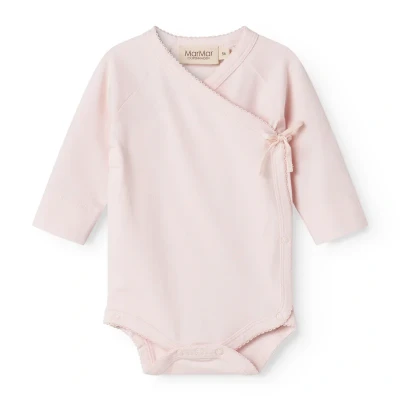 Afbeelding van MarMar COPENHAGEN Kids Belita romper met overslag in biologische katoenblend de kleur Lichtroze, maat: 56