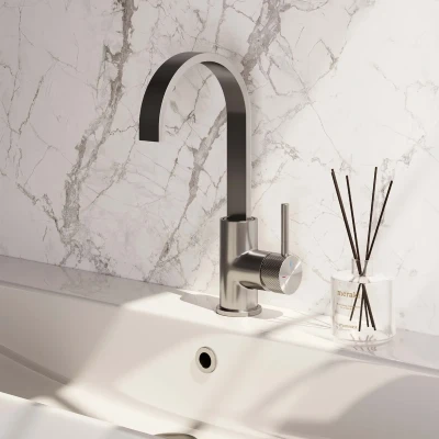 Afbeelding van Brauer Brushed carving Wastafelmengkraan opbouw hoog draaibaar platte uitloop model a PVD geborsteld RVS
