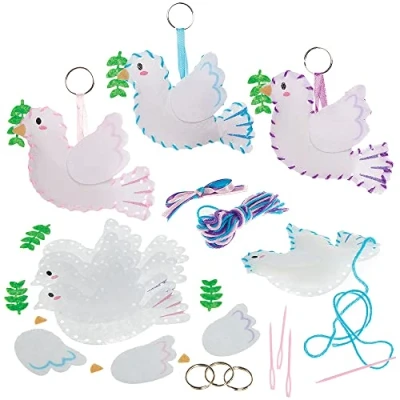Afbeelding van Baker Ross FX552 Vredesduif Sleutelhanger en Tashanger Naaisets Set van 3, Heilige Week Pasen knutsels for Kinderen