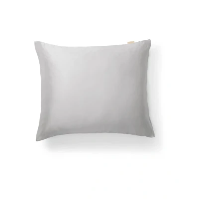 Afbeelding van Essenza Alice kussensloop van zijde Lichtgrijs 60 cm x 70