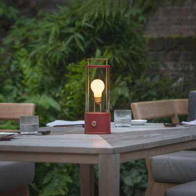 Afbeelding van Tala tafellamp Muse Portable, rood, aluminium, E27 LED