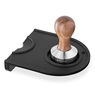 Afbeelding van Navaris koffie en espresso tamper Koffiestamper voor het aandrukken van gemalen Inclusief tampermat Roestvrij staal hout Ø 51 mm