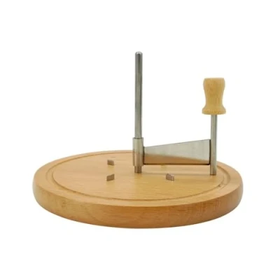 Afbeelding van Fackelmann 56773 Kaascantharl met houten blad, cantharel voor monnikenkop, roterende kaassnijder, hout, roestvrij staal, 22 x 12,5 cm