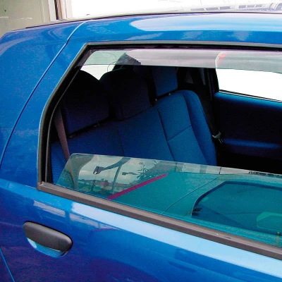 Afbeelding van ClimAir Zijwindschermen Master (achter) passend voor Dacia Sandero 5 deurs incl. Stepway 2008