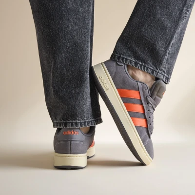 Afbeelding van Adidas Grand Court Alpha Sneakers grijs Heren Maat 40
