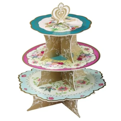 Afbeelding van Talking Tables Truly Scrumptious Drielaagse taartstandaard met kleurrijk bloemenpatroon voor koffiekransen, bruiloften en verjaardagen