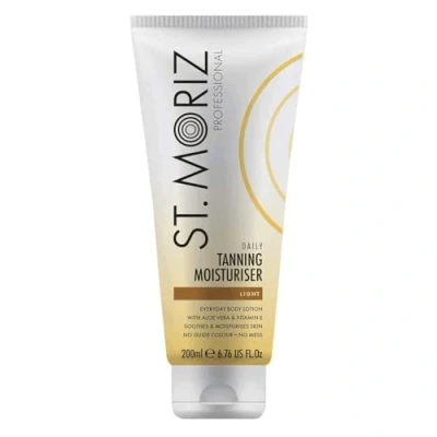 Afbeelding van St. Moriz Daily Tanning Moisturiser Light 200ml