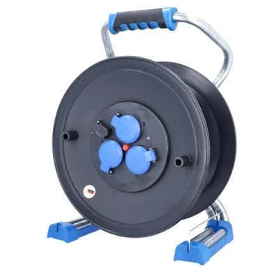 Afbeelding van as Schwabe Xperts Kunststoff Leer Kabeltrommel für 40 m Kabel, Verlängerungskabel Trommel ohne Leitung, Leertrommel mit 3 Schutzkontakt Dosen 230 V, 16 A, IP44, Made in Germany, schwarz I 22620