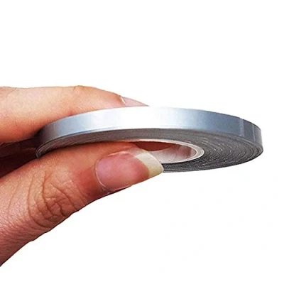 Afbeelding van 4R Quattroerre.it 10465 Trim Strepen zelfklevende strips voor auto&#039;s, zilver, 5 mm x 10 mt