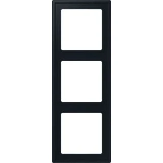 Afbeelding van Jung 3 voudig afdekraam voor wandgoot montage vert hori mat kunststof gelakt ip44 zwart ls983swm