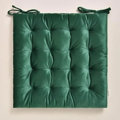 Afbeelding van ROOM99 Nova Stoelkussen, 40 x cm, zitkussen met banden, sierkussen, stoel, vloerkussen, voor binnen en buiten, woonkamer, fluweel, donkergroen
