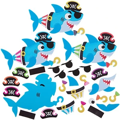 Afbeelding van Baker Ross FX623 Piratenhaai Mix en Match Magneet Sets Set van 8, Piraten Schuim Knutselset voor Kinderen