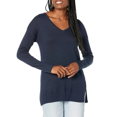Afbeelding van Amazon Essentials Women&#039;s Lichtgewicht tuniektrui met lange mouwen en V hals (verkrijgbaar in grote maten), Marineblauw, XL