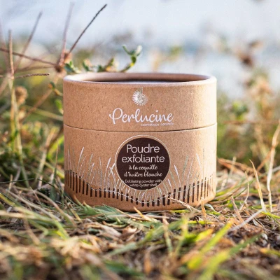 Afbeelding van Luxurieuze biologische Exfoliërende body scrub poeder met witte oesterschelp en zeezout vernieuwd de huid 60gr