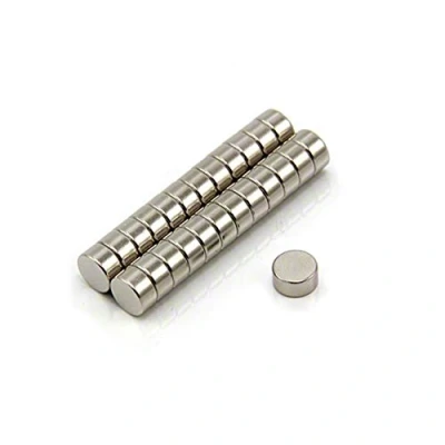 Afbeelding van first4magnets™ F643 N35 50 magneet Expert 6 mm dia x 3 dik neodymium 0,68 kg trekken (pak van 50)