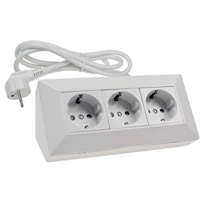 Afbeelding van ChiliTec Stekkerblok hoekstopcontact 3 voudig stopcontact 230 V met 1,5 m kabel opbouw onderbouw montage voor keuken kantoor werkplaats mat wit