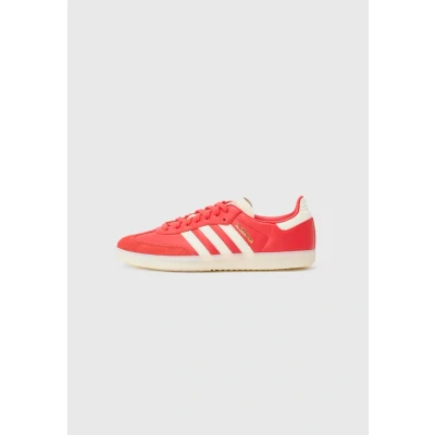 Afbeelding van adidas Originals Samba Licensed Unisex Zaalvoetbalschoenen, Maat: 43 1/3, Red/off white Leer