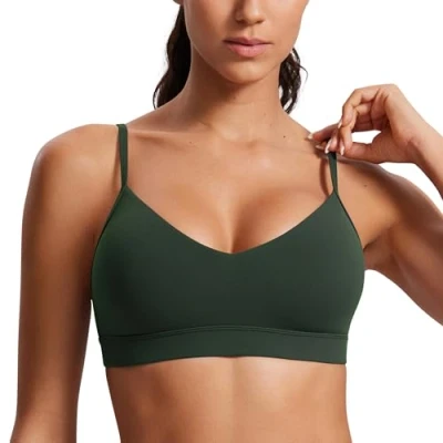 Afbeelding van CRZ YOGA Butterluxe V hals sportbeha&#039;s voor dames Verstelbare dunne bandjes Gevoerde yogatop Basic draadloze camisole Legend Green S