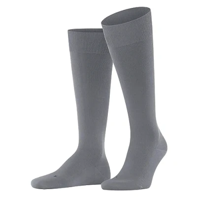 Afbeelding van FALKE Heren Kniekousen Ultra Energizing M KH Katoen Met compressie 1 Paar, Grijs (Pavement 3828) Kuitomwang W4, 39 40