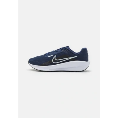 Afbeelding van Nike Performance Downshifter 13 Hardloopschoenen neutraal, Heren, Maat: 49.5, Midnight navy/pure platinum/black/white Textiel/ synthetisch