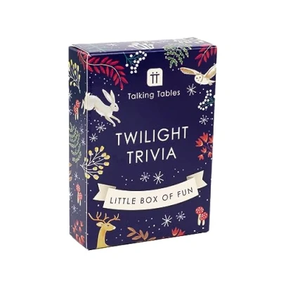 Afbeelding van Talking Tables Fun Seasonal Themed Trivia Vragen, Family Xmas Quiz Tabletop Games om over het diner te spelen kinderen, ouders en grootouders! Kerstcadeau of geheime kerstman voorraadvuller