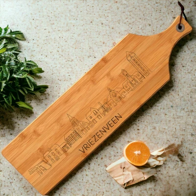 Afbeelding van Serveerplank met skyline van Vriezenveen