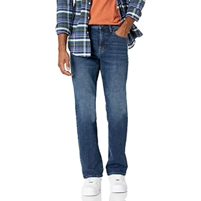 Afbeelding van Amazon Essentials Men&#039;s Bootcut jeans met slanke pasvorm, Medium wassing, 28W / 30L