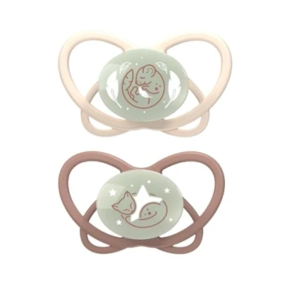 Afbeelding van NIP Butterfly: huid en tandvriendelijke lichtgevende fopspeen, platte speen, zacht flexibel, schijf extra licht luchtdoorlatend, BPA vrij, duurzaam, met doos, 16 32 maanden, beige/taupe