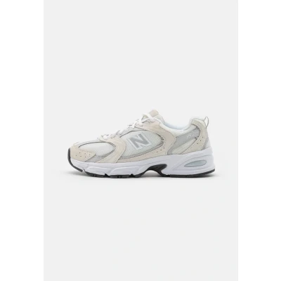 Afbeelding van New Balance 530 Unisex Sneakers laag Sea salt, Maat: 36, salt Leer en textiel