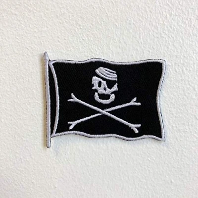 Afbeelding van Pirate schedel zwart nevel ijzer naaien op geborduurde patch, Iron on Patches