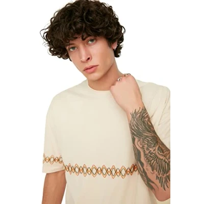 Afbeelding van Trendyol Steen Oversized/Wijd Gesneden Korte Mouw Geborduurd 100% Katoenen T Shirt Tmnss21Ts1889