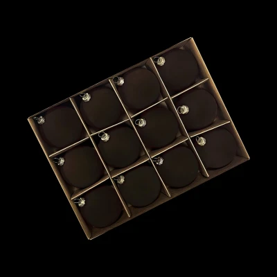 Afbeelding van Velvet kerstballen 6cm Donkerbruin 12 stuks