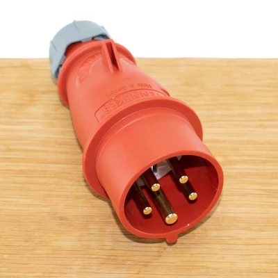 Afbeelding van Mennekes fasenwisselaar 5p 16a 400v ip44 am top 319