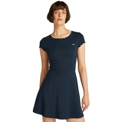 Afbeelding van Tommy Jeans Curve Skaterjurk TJW BABYLOCK F&amp;F DRESS EXT in grote maten, fit &amp; flare vorm