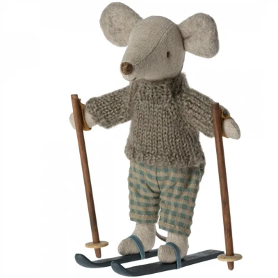 Afbeelding van Maileg knuffelmuis grote broer op ski&#039;s 13 cm