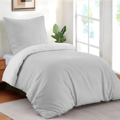 Afbeelding van Dreamzie Dekbedovertrek 135x200 cm met 1 kussensloop 80x80 Lichtgrijs/wit Bedset in 100% microvezel 2 stuks Gecertificeerd vrij van chemicaliën (Oeko TEX)