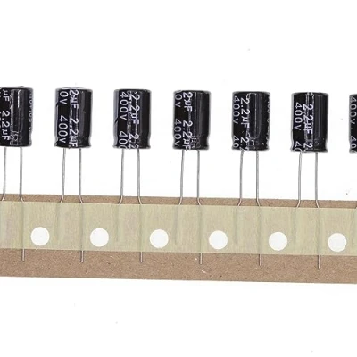 Afbeelding van 50 stuks 400 V 2,2 UF elektrolytische condensator van aluminium, plug in 8 x 12, 12 mm