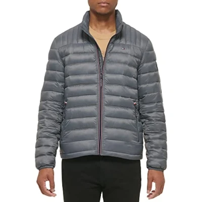 Afbeelding van Tommy Hilfiger Ultra Loft Lichtgewicht opbergbare bufferjas (standaard en groot hoog) alternatieve donsjas, donkergrijs, 3XL