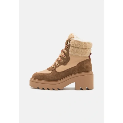 Afbeelding van Tamaris Veterboots, Dames, Maat: 41, Brown combi Imitatieleer/ textiel